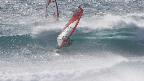 沖縄　ウインドサーフィン