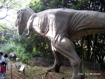 伊豆アニマルキングダム 恐竜が棲む森