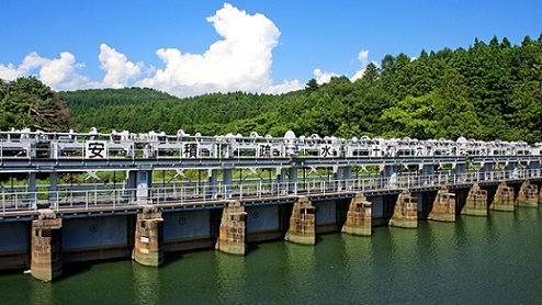 安積疏水十六橋水門、福島水力発電促進会議の頁より