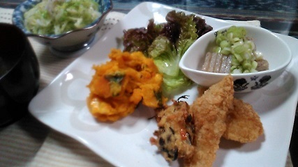 白身魚のフライとかぼちゃのサラダ (1)