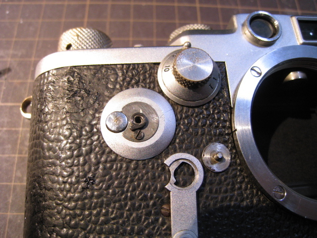 私設研究室 i2Labo （アイツーラボ） 今日のバルナックライカ Leica IIIf ブラックダイアル Nr.771768 セルフタイマー付き  1955年製品