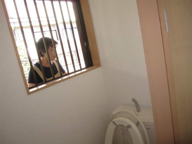 埼玉県所沢市　賃貸物件空き室　トイレ・浴室ユニットバスクリーニング　作業風景　１