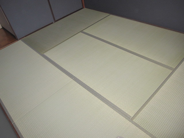 埼玉県所沢市　空き室分譲マンション　和室：畳表替え　作業完了後　４